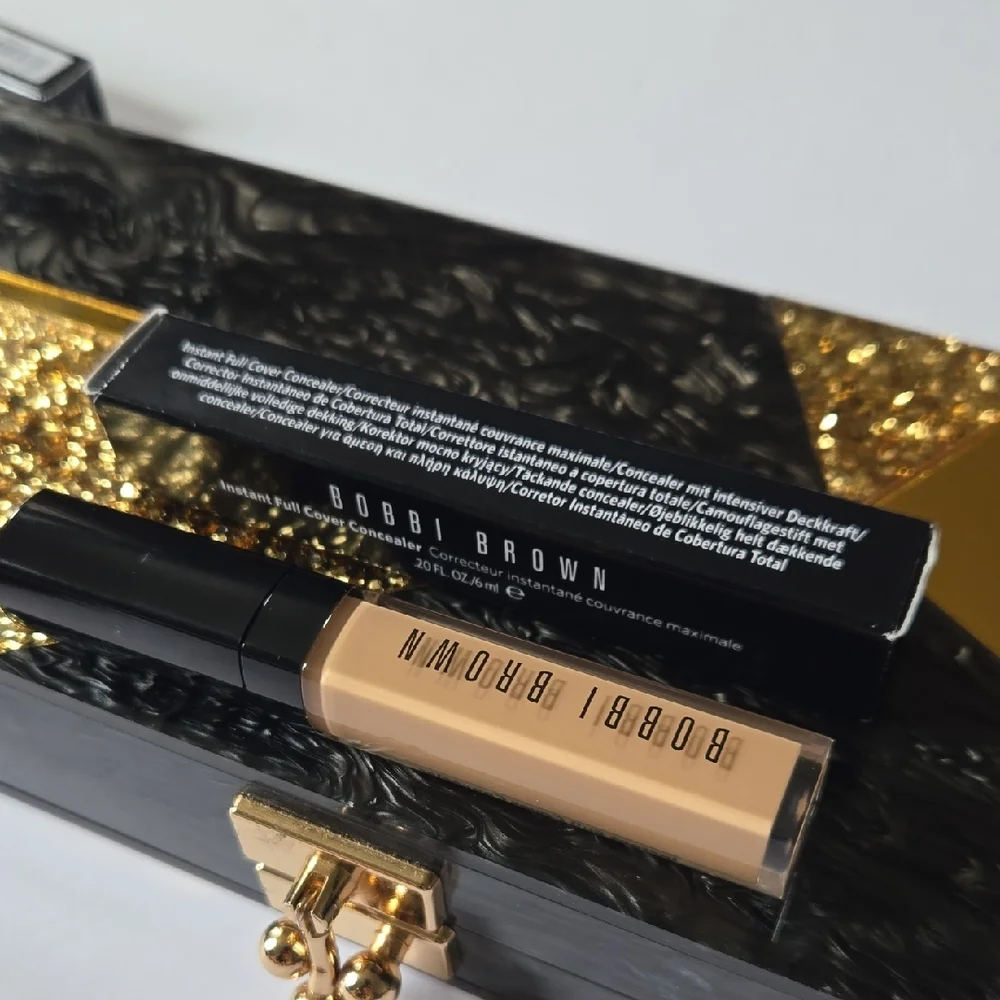 Bobbi Brown Instant Full Coverage Concealer Warm Beige